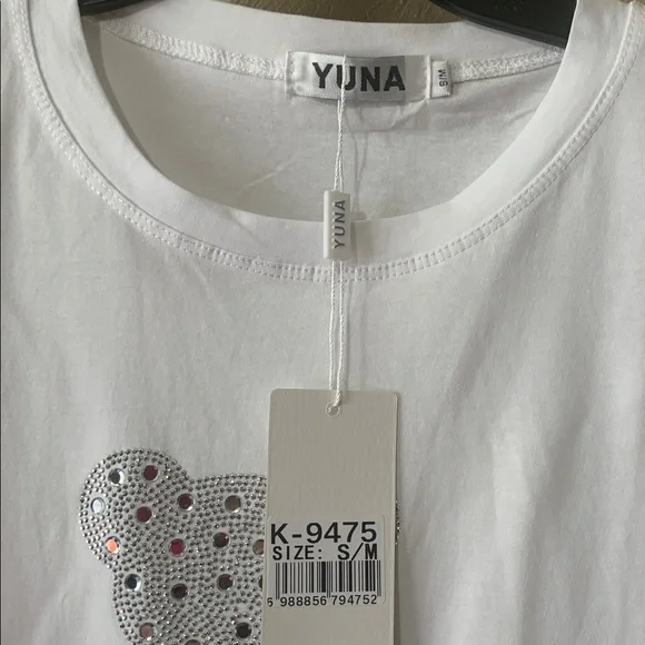 27. Yuna size S/M Elegant Whiteb Tee Sparkling Bear Design Lace Embroidery NWT - Picture 6 of 6